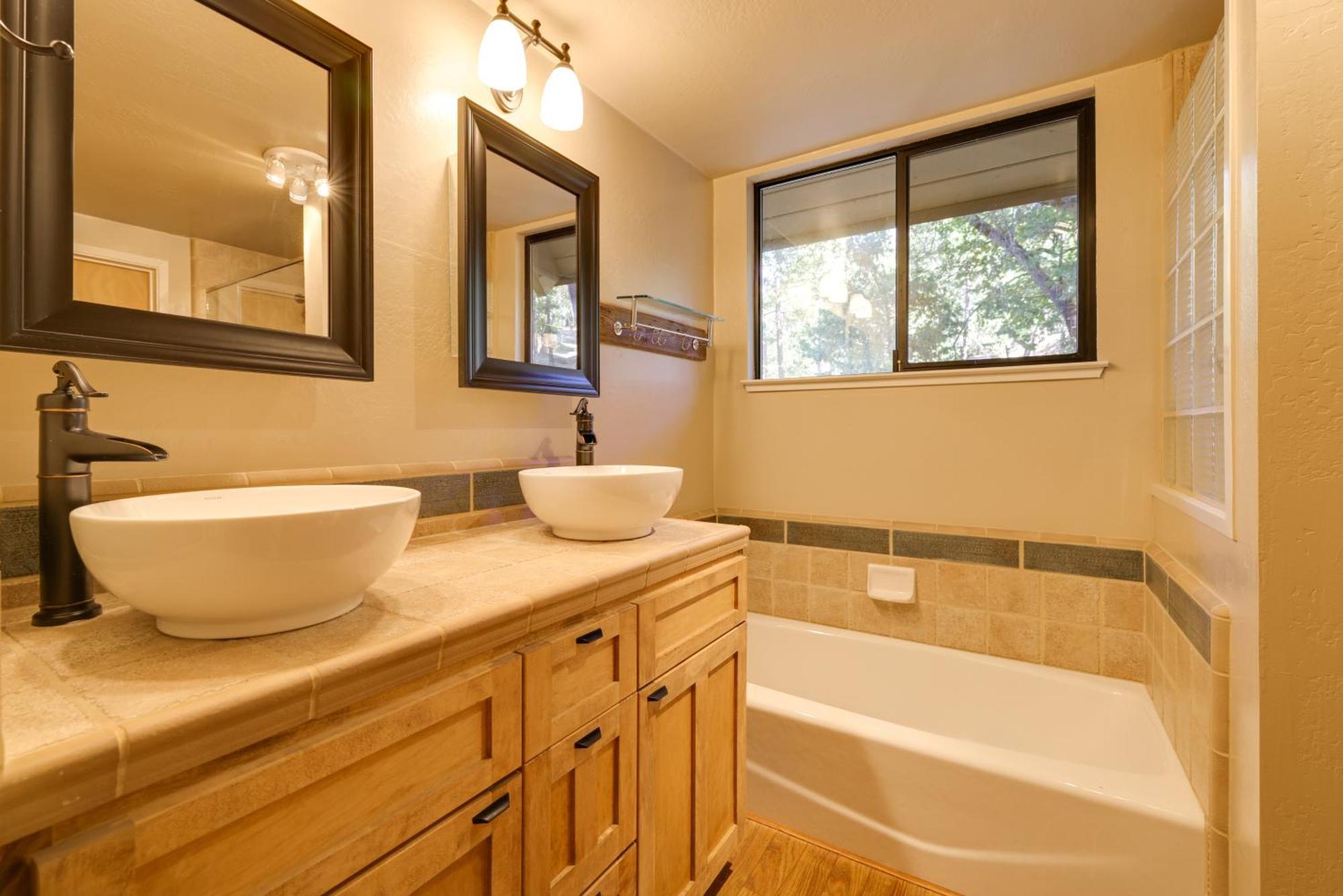 Spacious Groveland Cabin With Wraparound Deck! Exterior foto